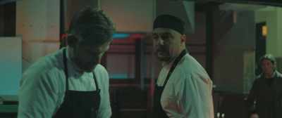 The bread and the starters
are on their way. - A Taste of Hunger