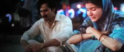 The bus for Haridwar
is at stand number 2. - Sui Dhaaga - Made in India