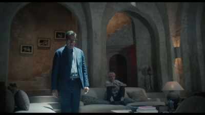 The call came from William Farrah's room. - A Murder at the End of the World
