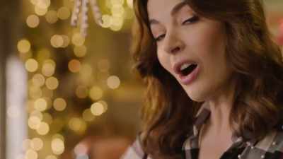 The calm before
the seasonal storm. - Nigella: At My Table