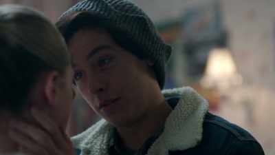 -The car.
-(SIGHS) - Riverdale