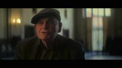 The case doesn't close
because Allen's gone. - This Is the Zodiac Speaking