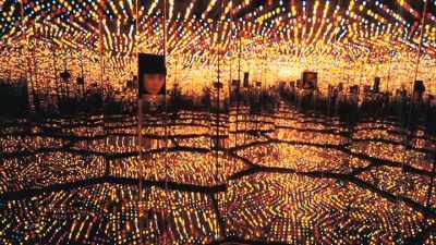 The ceiling of it - Kusama : Infinity