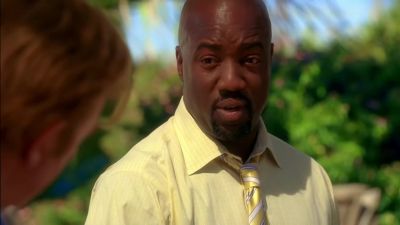 The clasp is missing, Reggie. - CSI: Miami