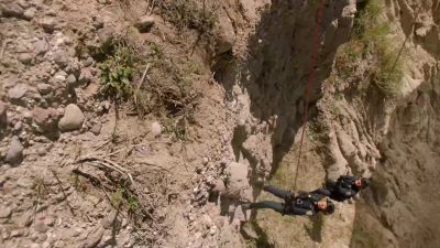 The cliff's going. - 9-1-1