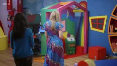 The colours and the shapes
are big and bold. - Kids' TV: The Surprising Story