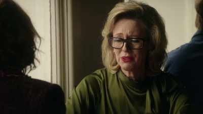 - The commune is
being sold tomorrow. - Five Bedrooms