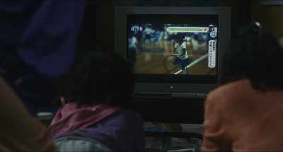 The cops think her parents killed her! - Shoplifters