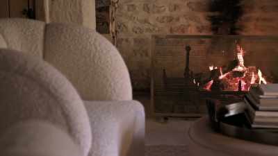 The cottage is not without
its creature comforts, - Extraordinary Escapes with Sandi Toksvig