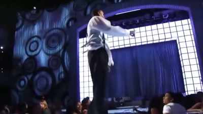 The curtain opens - Chris Brown: A History of Violence