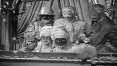The dauphine. Behind that mask.
The dauphine. - Marie Antoinette
