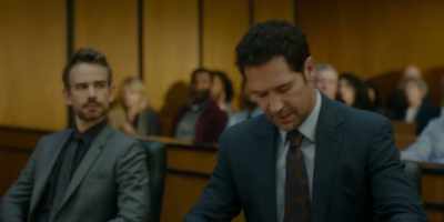 The defense has a motion
that's best brought up in chambers. - The Lincoln Lawyer