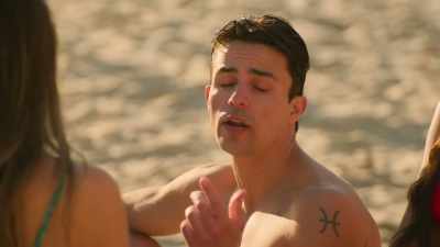 - The difference is that was one on one.
- Want to talk one on one? - Selling The OC