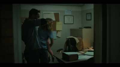 - The discount with Mike?
- Oh, come on, he's so sad. - Painkiller