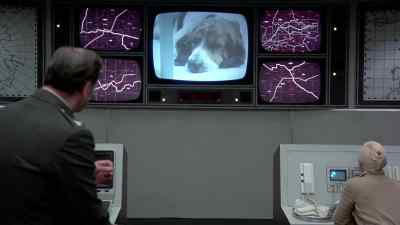 The dog is approaching coma. - The Cassandra Crossing
