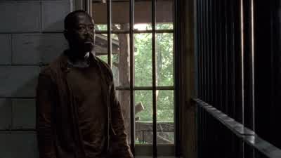 The door is open. - The Walking Dead