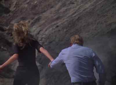 The door is locked! - The Six Million Dollar Man