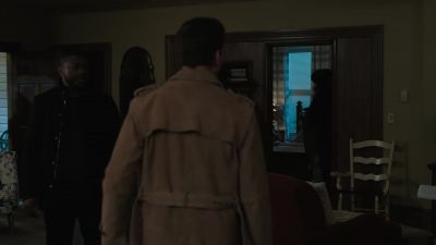 - The doors and
windows are intact. - FBI: Most Wanted