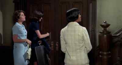 The door's open, ladies. - Change of Habit
