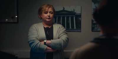 -The DPP shouldn't have her
prosecuted. She's a victim. - Redemption