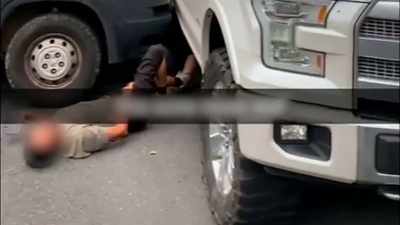 The driver suffers a leg injury - Neighborhood Wars