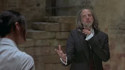 The drunken monkey. - Scary Movie 2