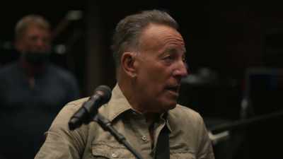 The E Street Band
is very structured, - Road Diary: Bruce Springsteen and The E Street Band