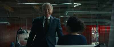 The elephant escaping
from the zoo, - The Consultant