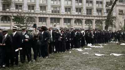 THE END OF WARTIME PRODUCTION - America in Color