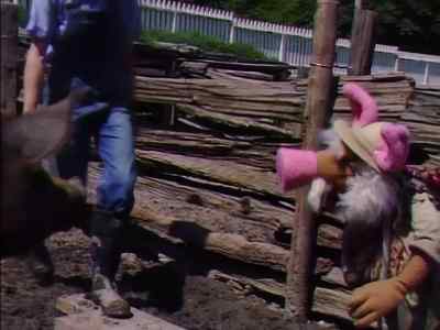 The farmer was completely fooled. - Fraggle Rock