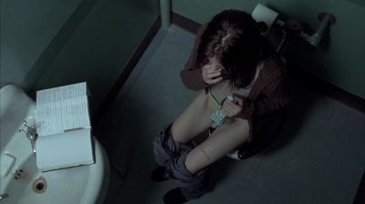 The faster you heal the closer he gets b - Ginger Snaps 2: Unleashed