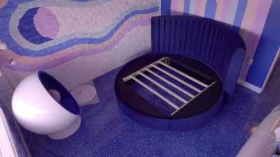 The Faux Razzle worked
and this glossy finish - Trixie Motel