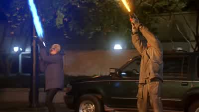 - The fight is spreading beyond the evac area. - The Flash