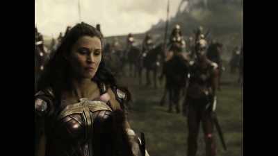 The fire has not burned
for 5,000 years. - Zack Snyder's Justice League