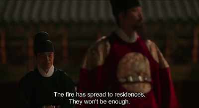 The fire has spread to residences.
They won't be enough. - Monstrum