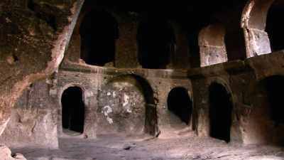 The first eight stories
have ventilation shafts - The UnBelievable with Dan Aykroyd