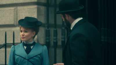THE FIRST RULE OF QUESTIONING
IS TO MAINTAIN CALM. - Miss Scarlet and the Duke