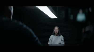 The first time he ever looked at her,
she was in her coffin. - 3 Body Problem