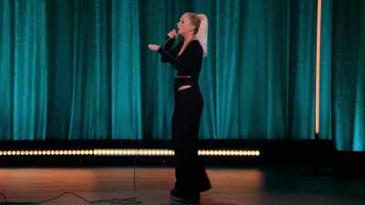 The first time you, like,
really made out with a boy, right? - Iliza Shlesinger: Hot Forever