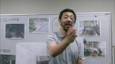 The first zombie entering
is a scout zombie. - One Cut of the Dead