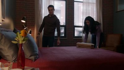 The flower is a nice touch. - Chicago Fire