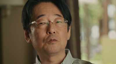 - The folks in Japan
didn't like that - Console Wars