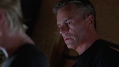 The force field just came online. - Stargate SG-1
