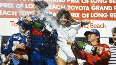 The Formula One world is everything
that people think it is - Williams & Mansell: Red 5