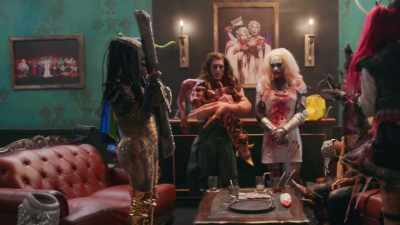 The fuck?
[suspenseful music] - The Boulet Brothers' Dragula: Titans