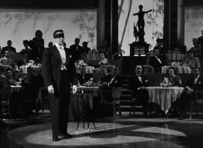 The gentleman has a question. What is it? - Nightmare Alley