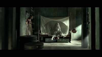 The girl has been crying
nonstop for three days. - Gangubai Kathiawadi