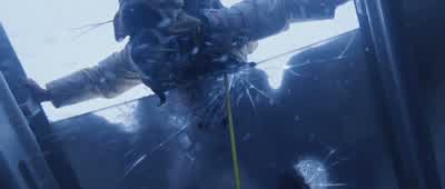 The glass is breaking! - The Day After Tomorrow