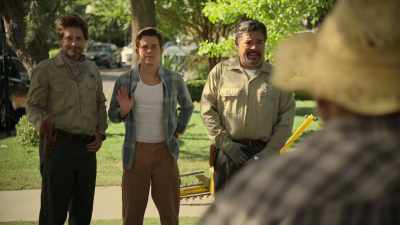 The gringo and his son
are going to work with us today, - Unstable