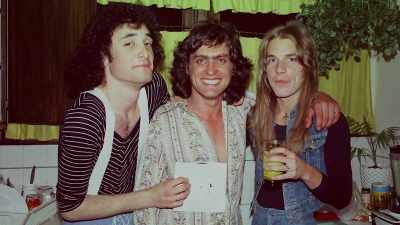 The group decided
they needed a manager, - Randy Rhoads: Reflections of a Guitar Icon